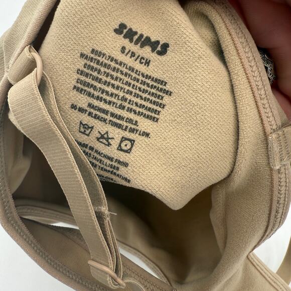 Skims Square Neck Mid Thigh Bodysuit Size Small NWOT - Picture 6 of 6